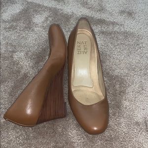 Brown wedges